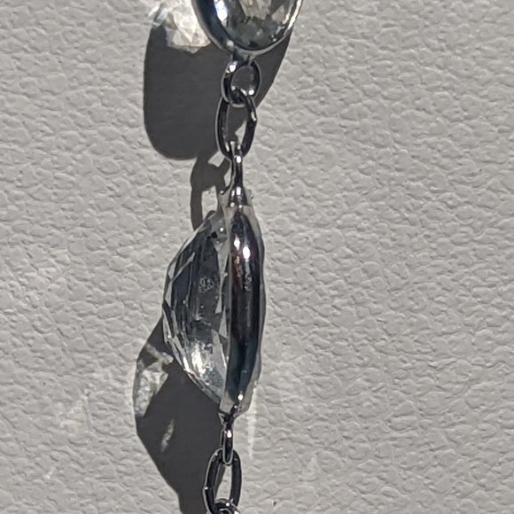 9.08 CARATS WHITE TOPAZ DANGLE EARRINGS IN 18K WHITE GOLD - Picture 3 of 4